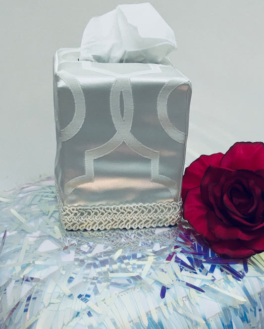 Bidral Pearl Trimming Tissue Box Cover