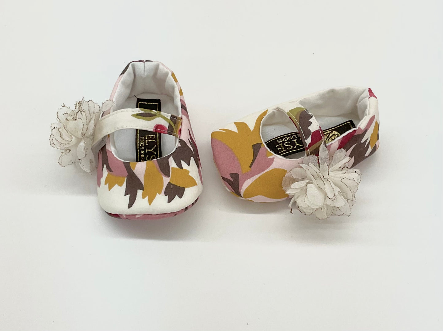 Izabella:Sherries Silk Flowers Button #378