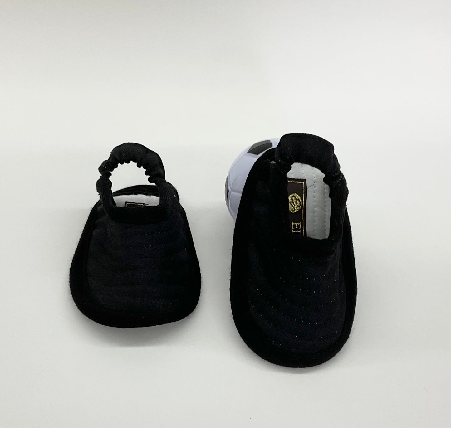 Norma:Black #372
