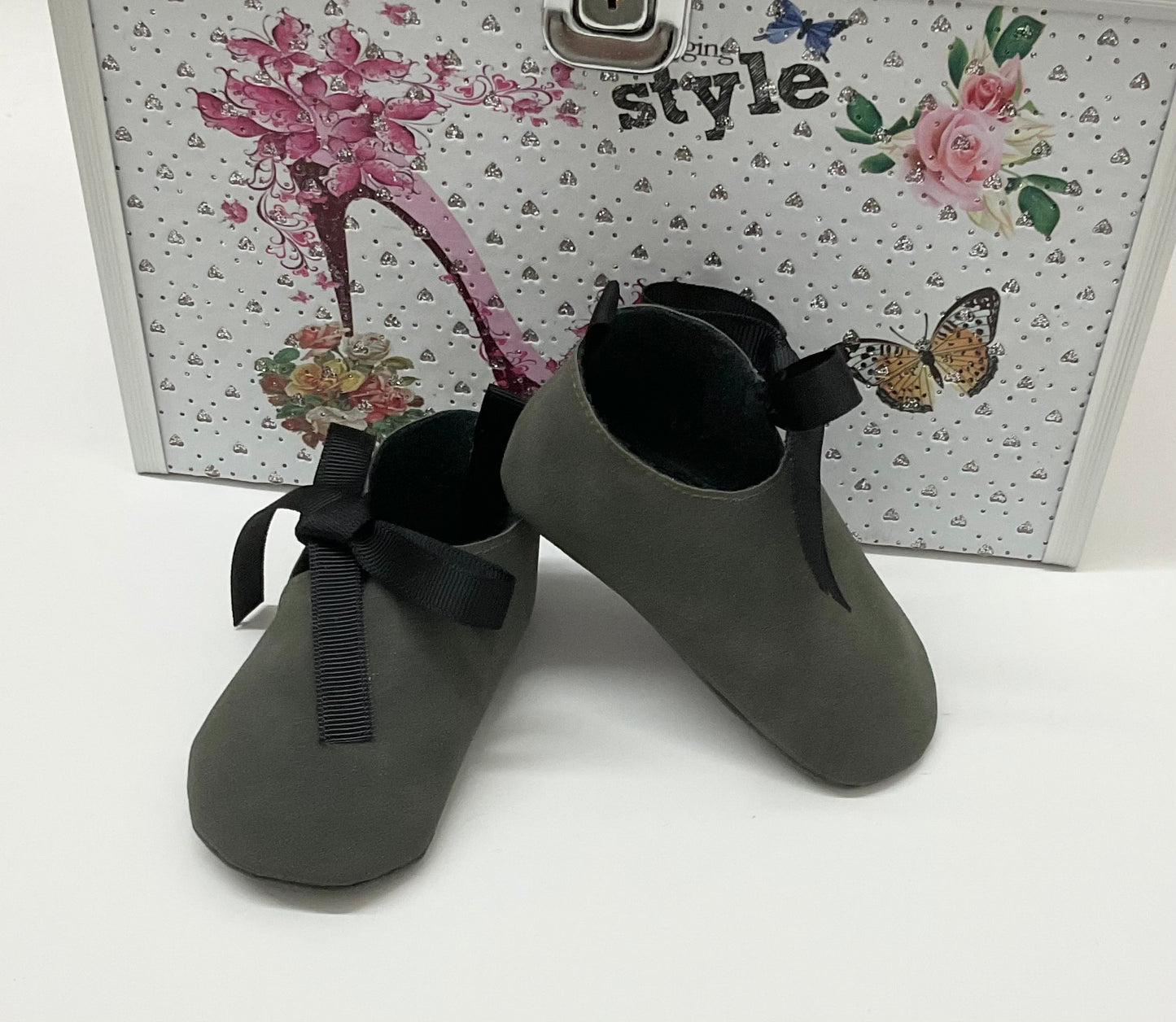Baby Shoes:Scarlett’s Suede Booties #386