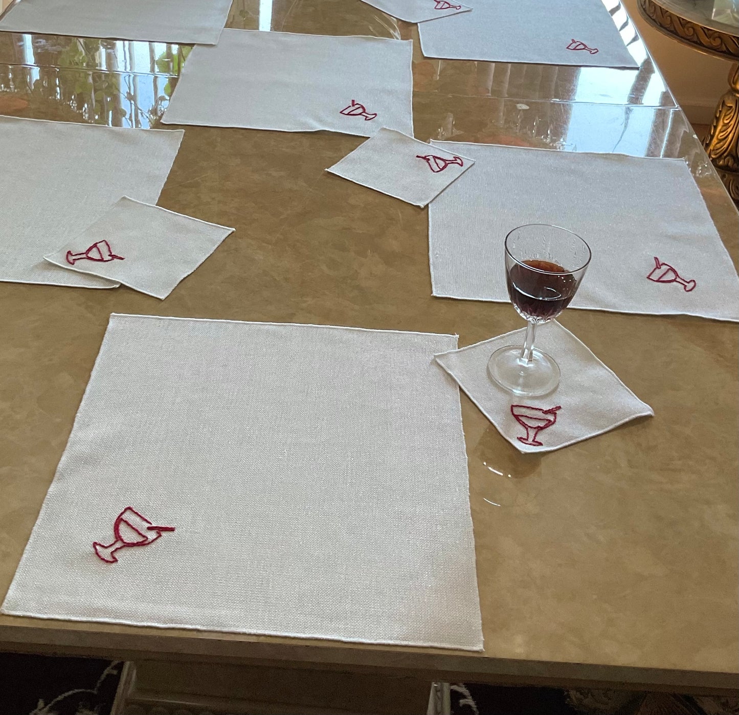 Placemat Embroidered Margarita